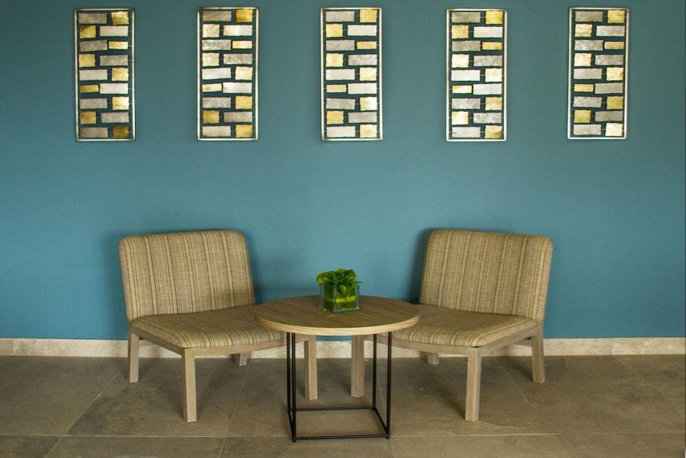 City Express Plus By Marriott Monterrey Galerias Esterno foto