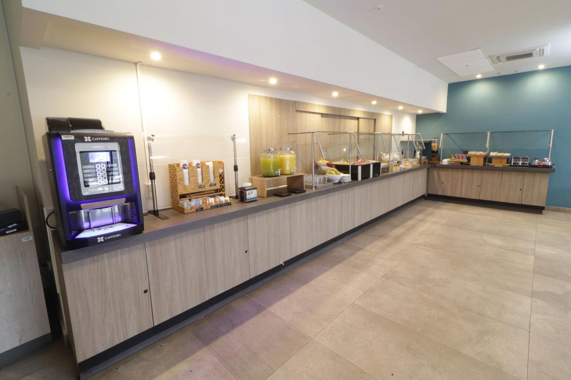 City Express Plus By Marriott Monterrey Galerias Esterno foto