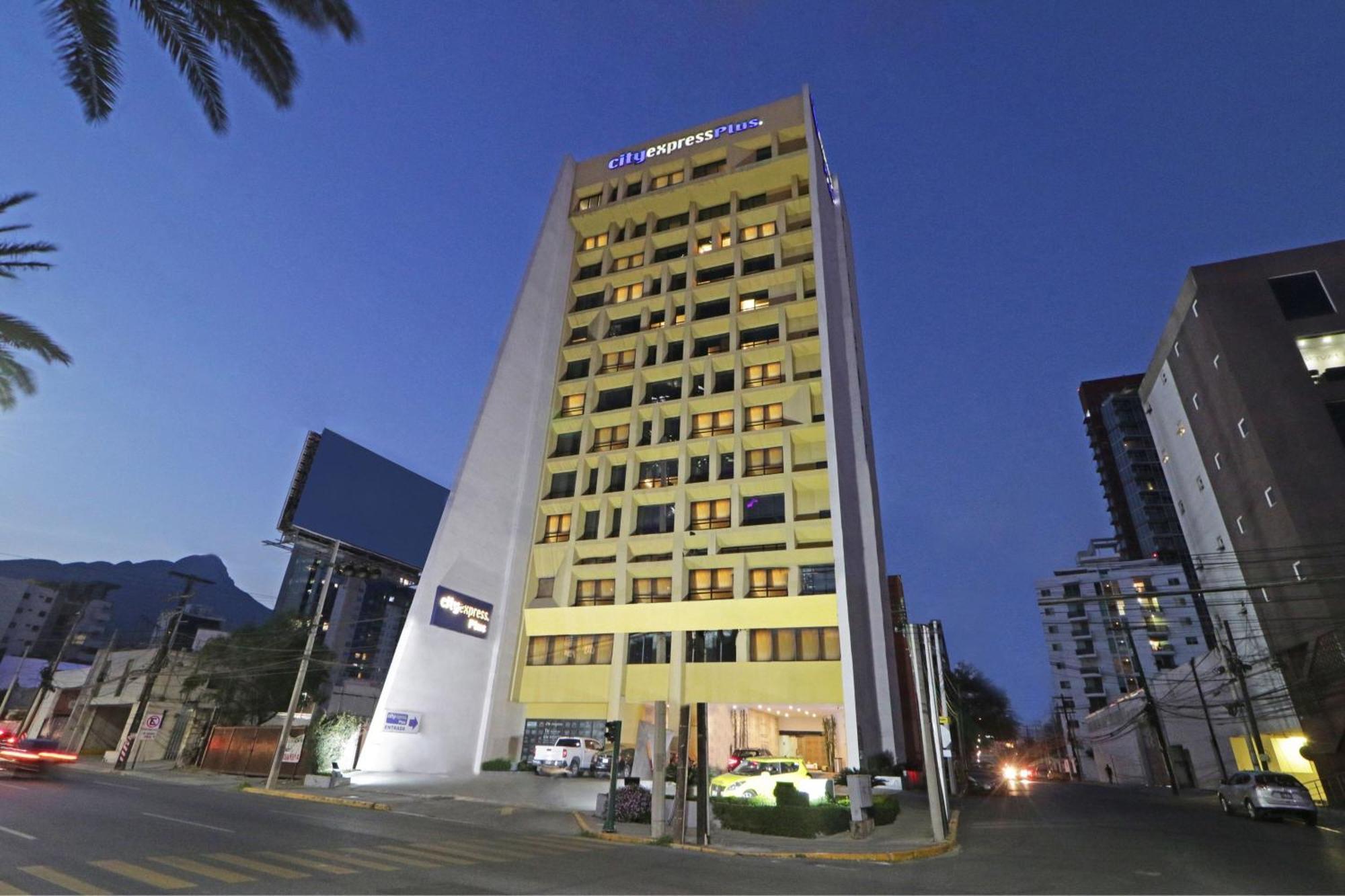City Express Plus By Marriott Monterrey Galerias Esterno foto